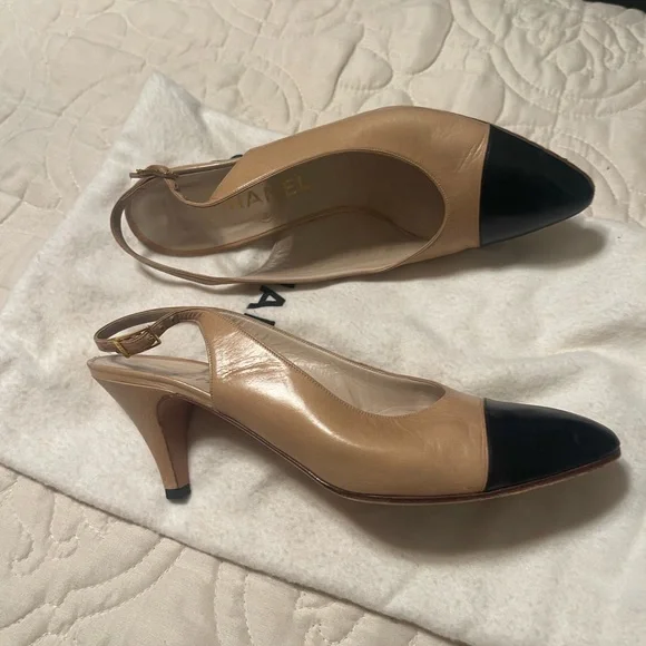 Vintage Chanel Slingback Pumps - Picture 4 of 7